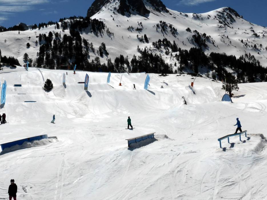 Snowpark Grandvalira Pas De La Casa Grau Roig Soldeu El Tarter Canillo Encamp Funpark Grandvalira Pas De La Casa Grau Roig Soldeu El Tarter Canillo Encamp